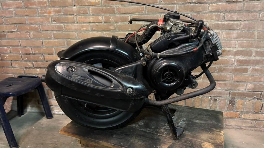 Zip 4takt compleet blok, lopend gedemonteerd, Fietsen en Brommers, Brommeronderdelen | Algemeen, Ophalen, Gebruikt, Blok