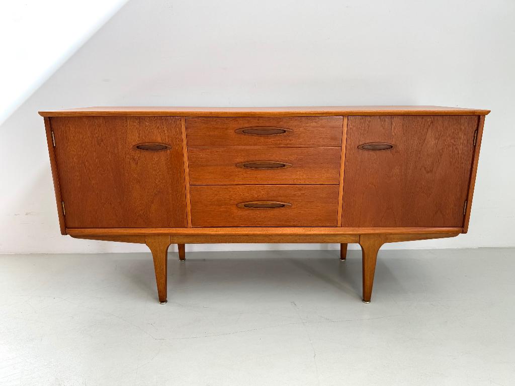 Vintage dressoir Jentique, Verzenden, 150 tot 200 cm, Teakhout, Zo goed als nieuw