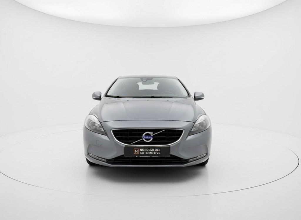 Volvo V40 2.0 D4 SUMMUM BUSINESS. TREKHAAK, CRUISE, AIRCO, Voorwielaandrijving, Euro 5, 4 cilinders, Bedrijf