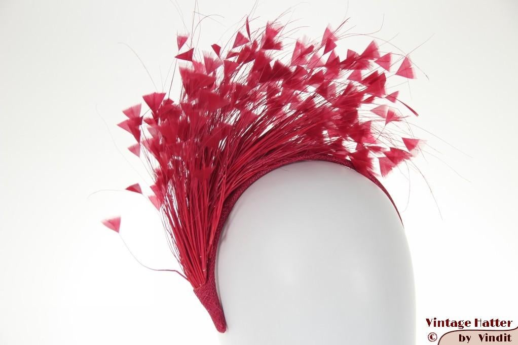 Fascinator Whiteley rood sisal met veren op diadeem nieuw, Whiteley, Hoed, Nieuw, One size fits all