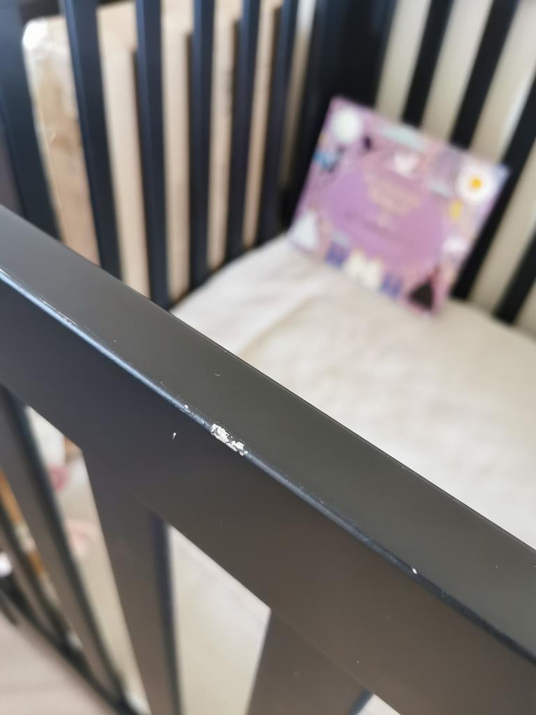 Zwarte box (80x100) met lade, nieuw matras & accessoires, Kinderen en Baby's, Ophalen, Gebruikt, Rechthoekig, Boxkleed