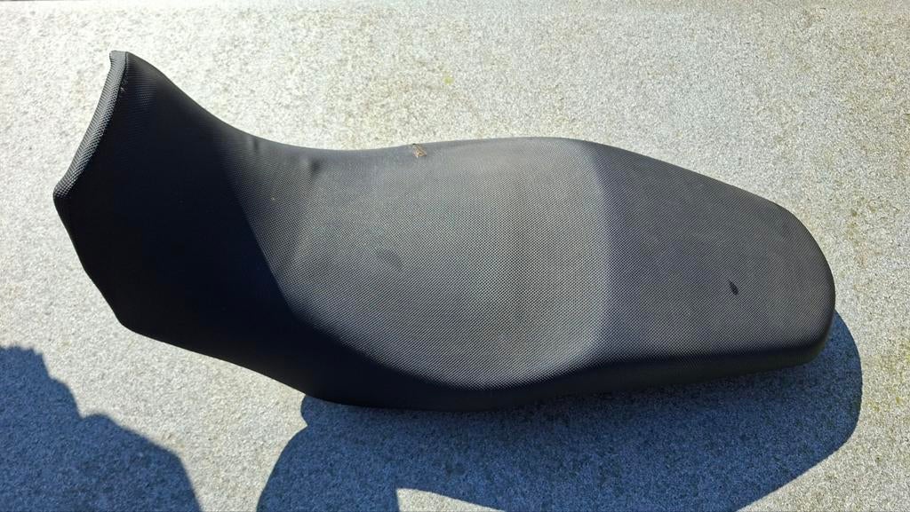 Zadel / buddyseat voor een Honda CB500X, Ophalen