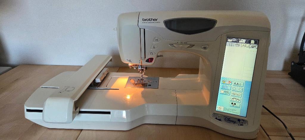 Brother borduurmachine en naaimachine, Hobby en Vrije tijd, Borduren en Borduurmachines, Ophalen, Gebruikt, Machineborduren, Borduurmachine