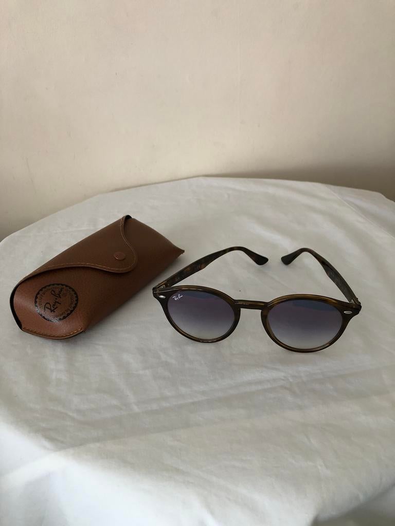 Ray-Ban zonnebril, Ophalen of Verzenden, Zo goed als nieuw, Ray-Ban