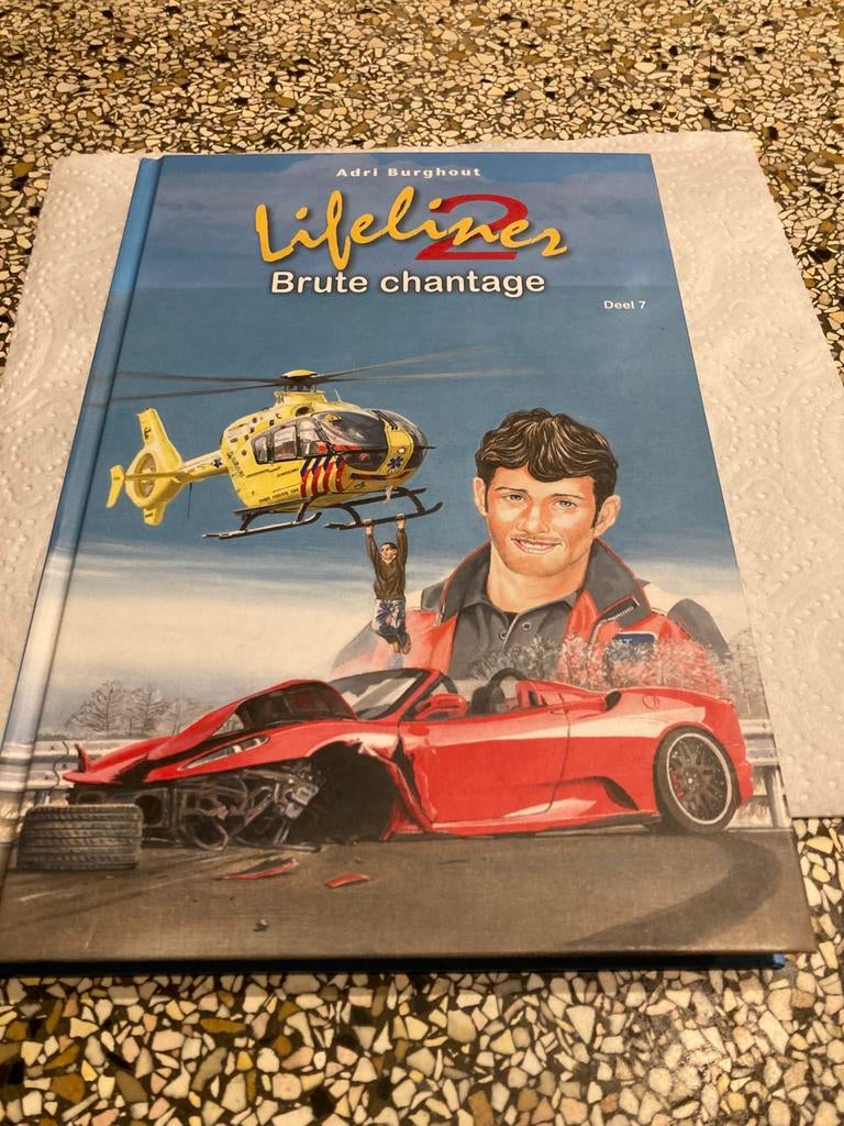 Lifeliner, Boeken, Ophalen of Verzenden, Zo goed als nieuw