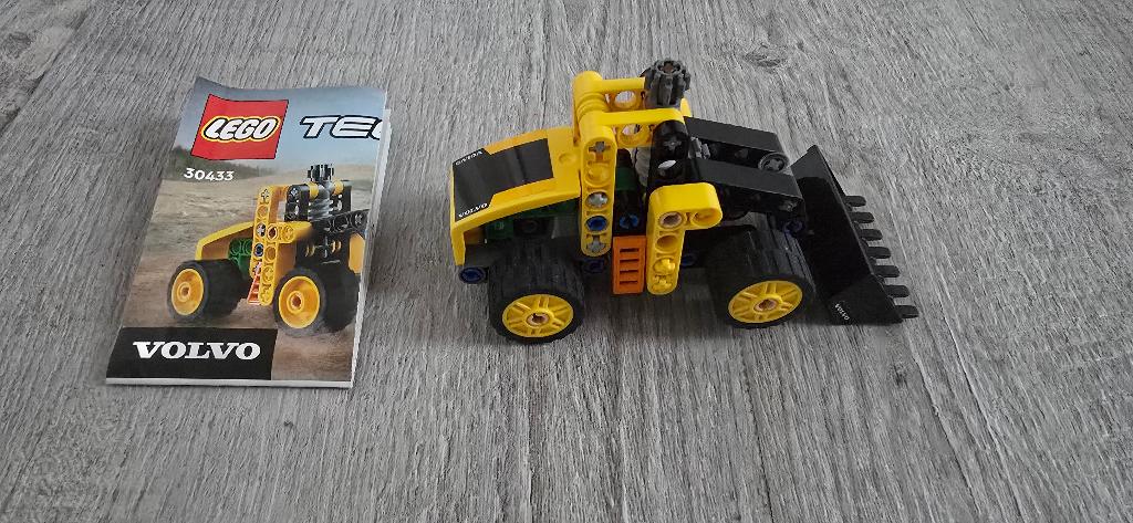 Lego 30433 Volvo Wiellader - Compleet met Boekje, Ophalen of Verzenden, Gebruikt, Complete set, Lego