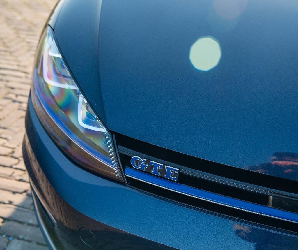 Volkswagen Golf 1.4 GTE | 300PK | APK | NAP | CARPLAY | TCR, Stof, 4 cilinders, 2000 kg, Blauw