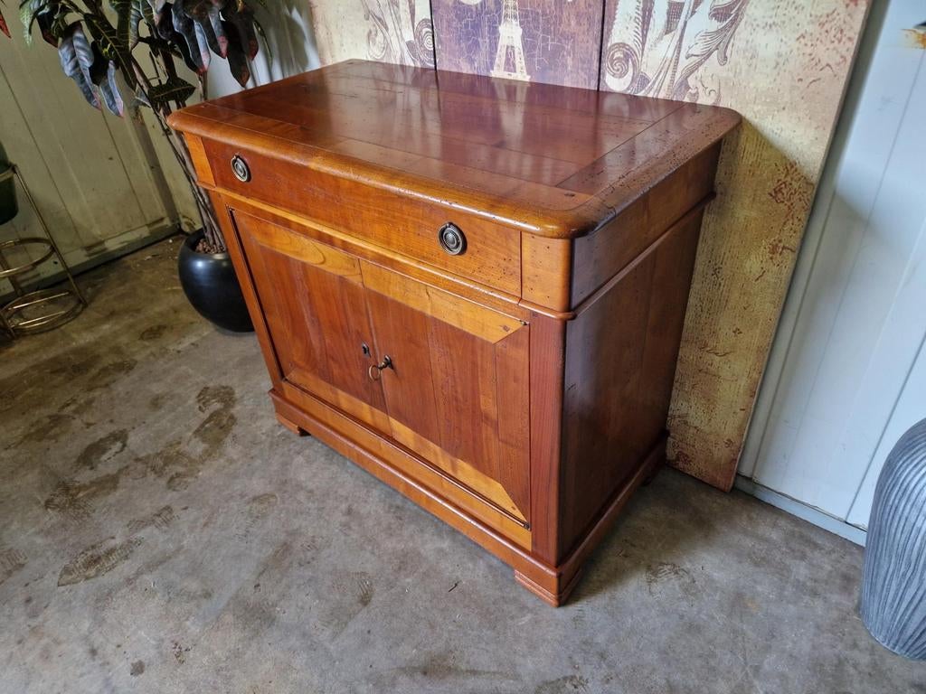 Klassieke franse buffetkast, commode, ladekast, wandmeubel, Ophalen of Verzenden, Zo goed als nieuw, Minder dan 100 cm, Kersenhout