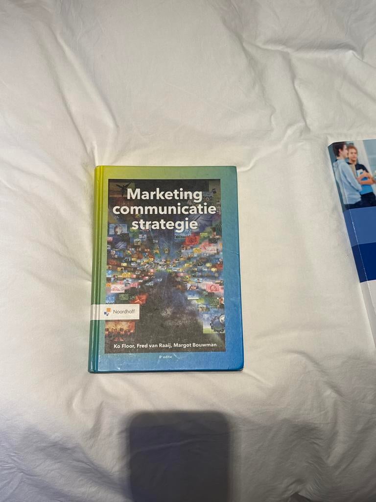 Marketingcommunicatie Strategie - Ko Floor, Ophalen of Verzenden, Zo goed als nieuw, Economie en Marketing