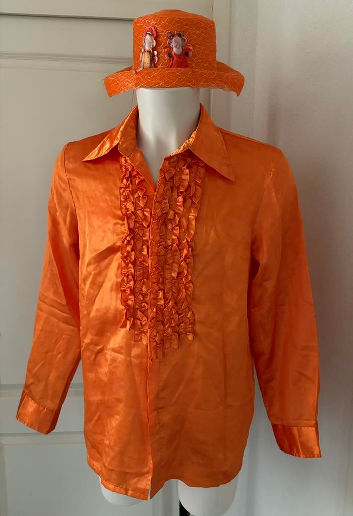 Oranje satijnen bloese maat S + hoed kruikenstad carnavan, Ophalen of Verzenden, Zo goed als nieuw, Maat 38/40 (M), Oranje of Koningsdag