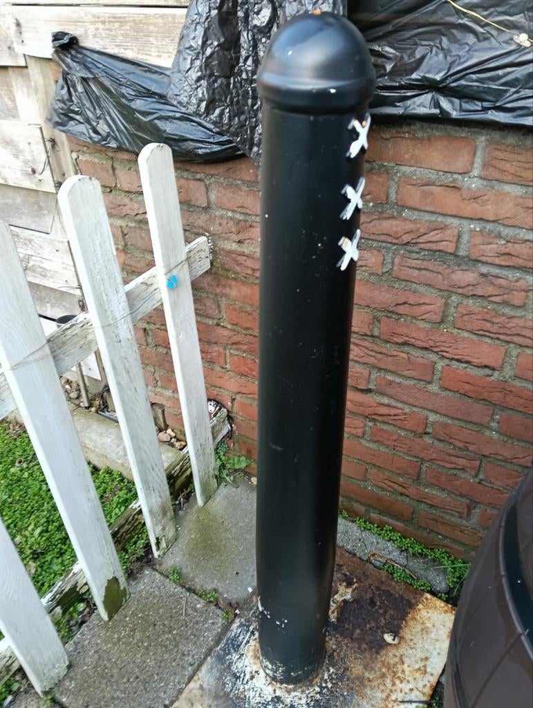 Amsterdams paaltje met kruisjes, Tuin en Terras, Palen, Balken en Planken, Gebruikt, Overige typen, Ophalen