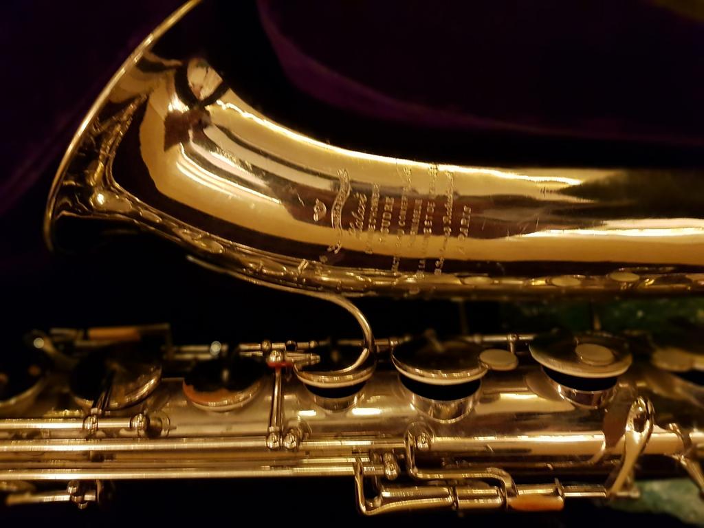 Halari F Sudre tenorsaxofoon, Muziek en Instrumenten, Blaasinstrumenten | Saxofoons, Ophalen of Verzenden, Tenor