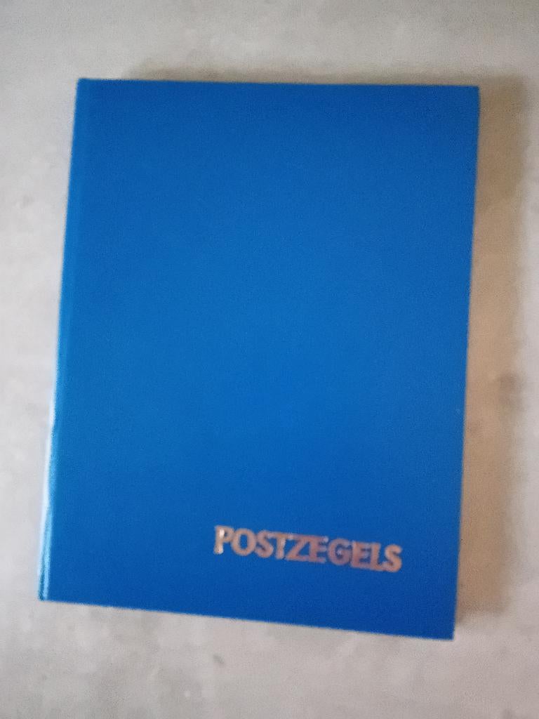Stockboek Blauw  POSTZEGELS 16 bladen 32 pagina's, Postzegels en Munten, Postzegels | Toebehoren, Verzenden, Verzamelalbum