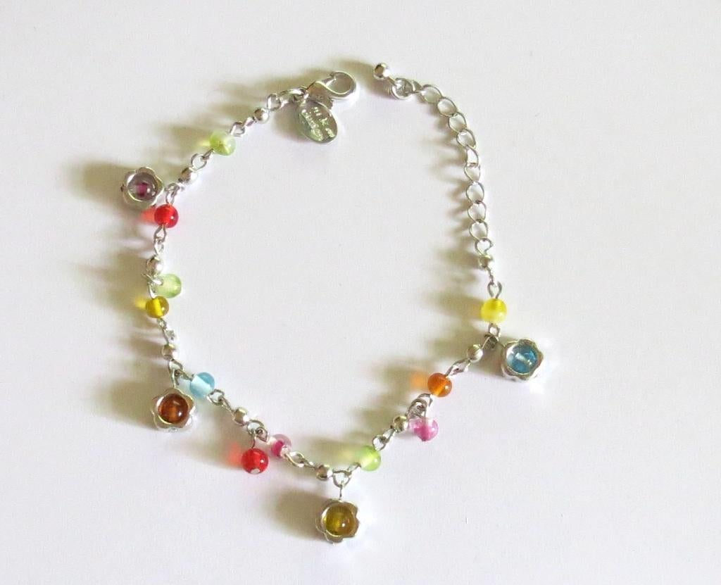 Zilverkleurig Armbandje met kralen en bloem bedels  20cm, Marktplaats@koningsieraden.nl, Overige materialen, Verzenden, Nieuw