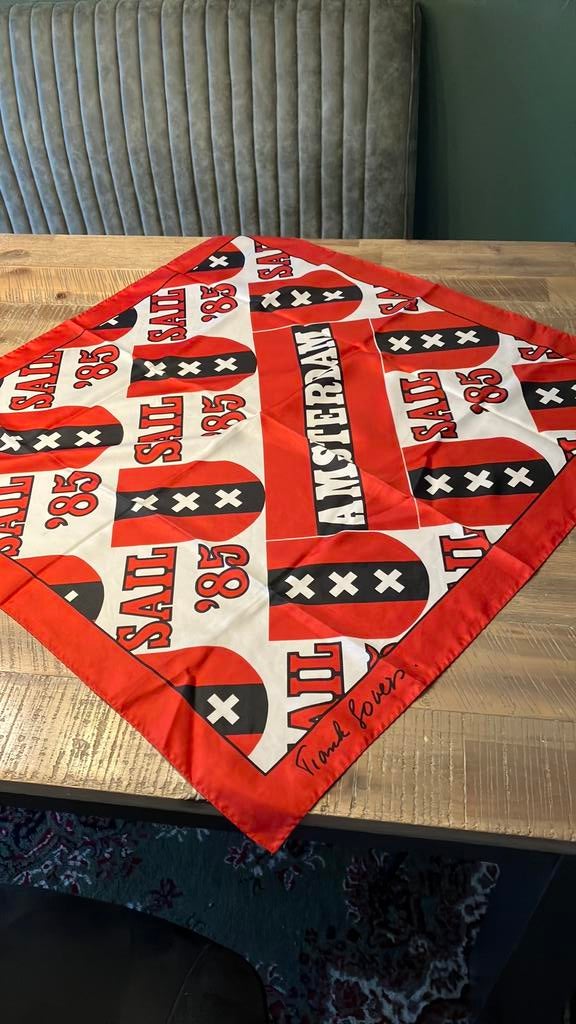 Mooi Sjaaltje Amsterdam sail 1985 frank govers, Ophalen of Verzenden, Zo goed als nieuw, Maat 38/40 (M), Sjaal