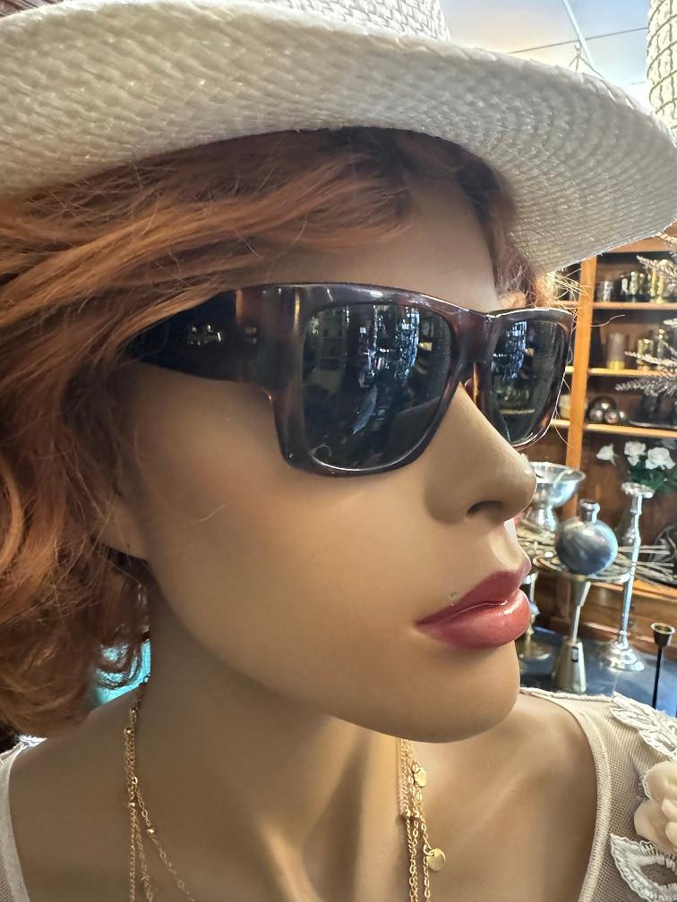 Vintage zonnebril B&L Ray-Ban Wayfarer Nomad tortoise W6, Sieraden, Tassen en Uiterlijk, Zonnebrillen en Brillen | Heren, Zo goed als nieuw