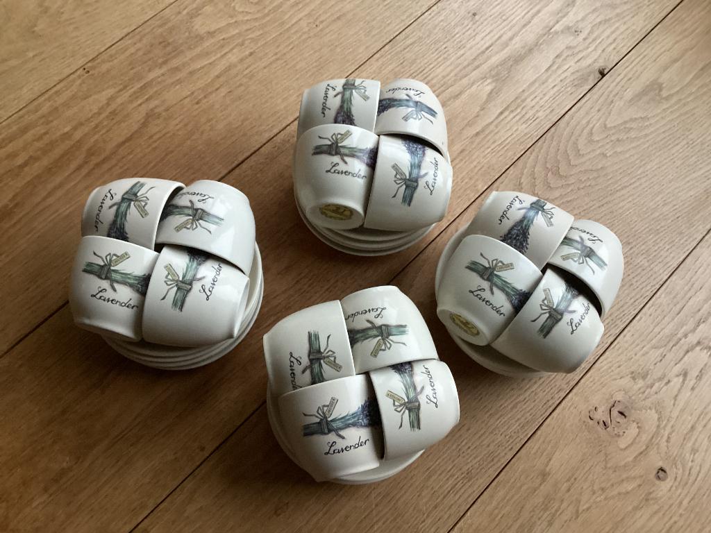 Kop en schotels Lavendel van Jet ter Steege, Ophalen, Zo goed als nieuw, Overige stijlen, Kop(pen) en/of Schotel(s)