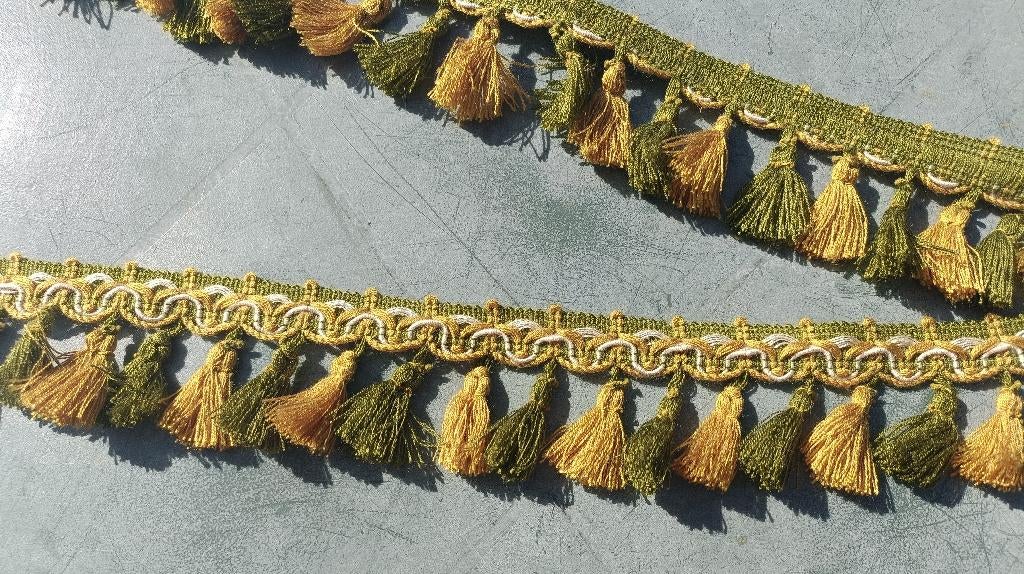 Vintage fournituren geel groen flosjes 5,5 cm x 2,40 mt (SF4, Ophalen of Verzenden, Nieuw, Lint, Band of Elastiek