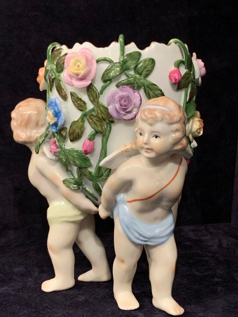 Antieke  dresden porseleinen vaas met engelen en bloemen, Ophalen of Verzenden