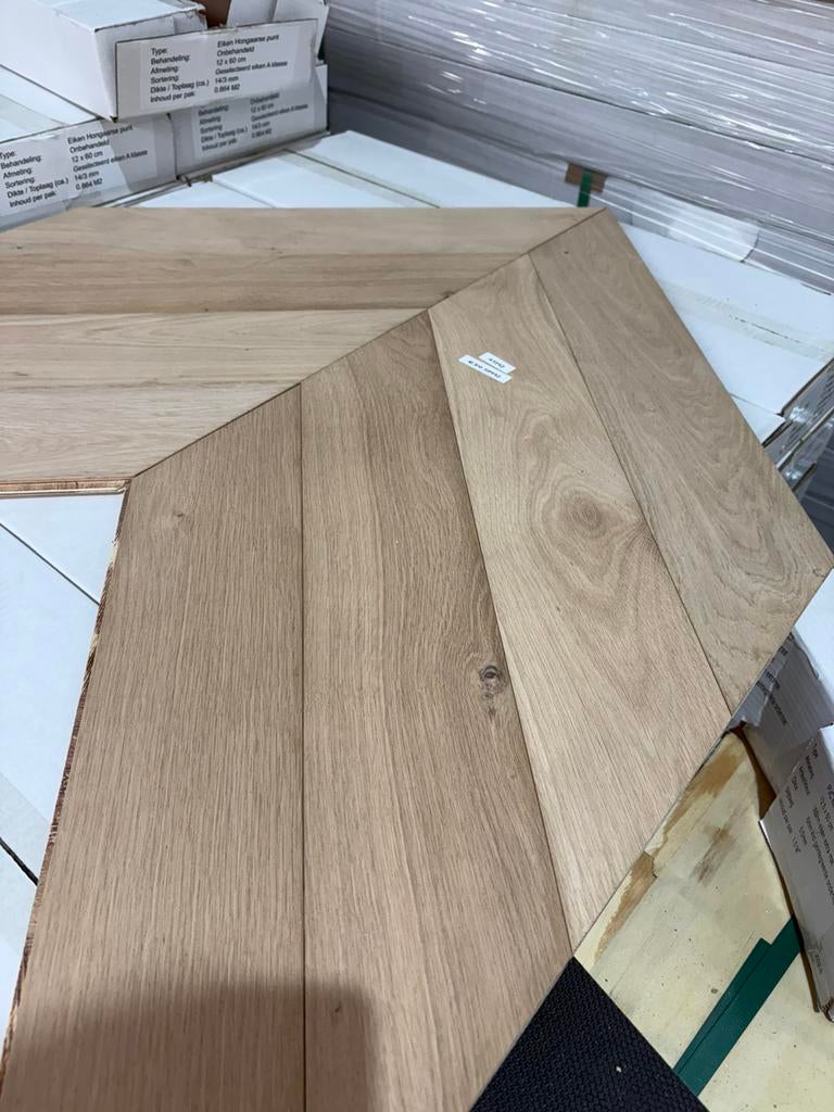 45m2 Eiken houten hongaarse punt €39,5 pm2 inc btw, Parket, 50 tot 150 cm, Nieuw, Ophalen of Verzenden