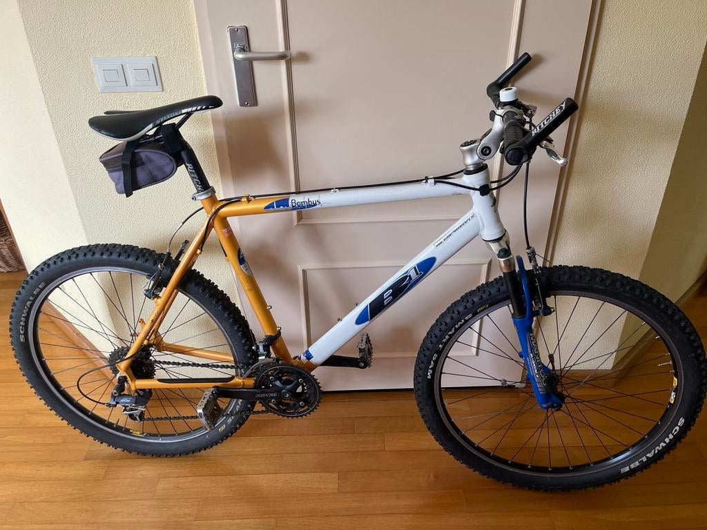 Be One Bombus 27 speedjes, 54 cm geveerd frame als nieuw., Fietsen en Brommers, Fietsen | Mountainbikes en ATB, 53 tot 57 cm, Ophalen