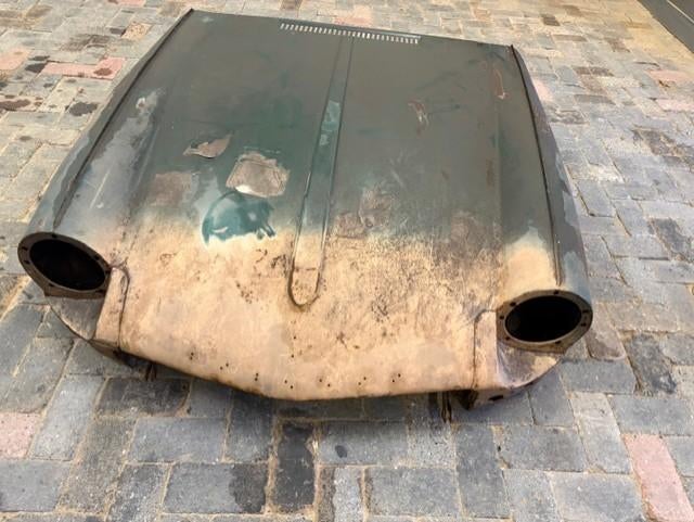 Triumph spitfire MK1-2-3 motorkap, Ophalen