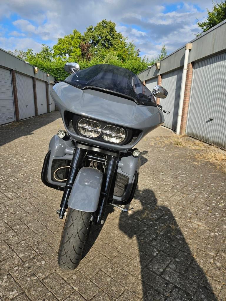 Harley Davidson FLTRU Road Glide Ultra 2017  nardo grey, Particulier, Toermotor