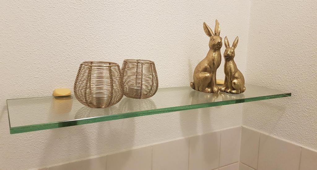 zwevend glazen planchet plankje wc badkamer plank glas, Ophalen, Zo goed als nieuw, Overige kleuren, Overige typen