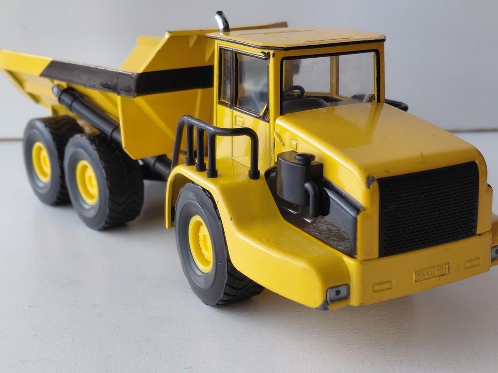 Siku 3526 Dumper-Truck knikdumper grondverzet modelauto, Ophalen of Verzenden, Gebruikt, Bus of Vrachtwagen, SIKU