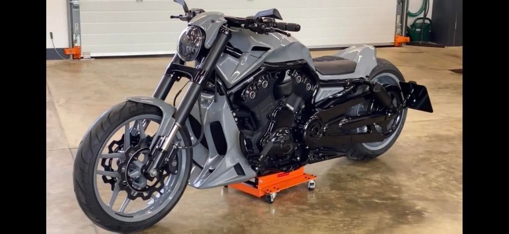 Project ter overname, 260 V-rod, streetrod, nightrod, muscle