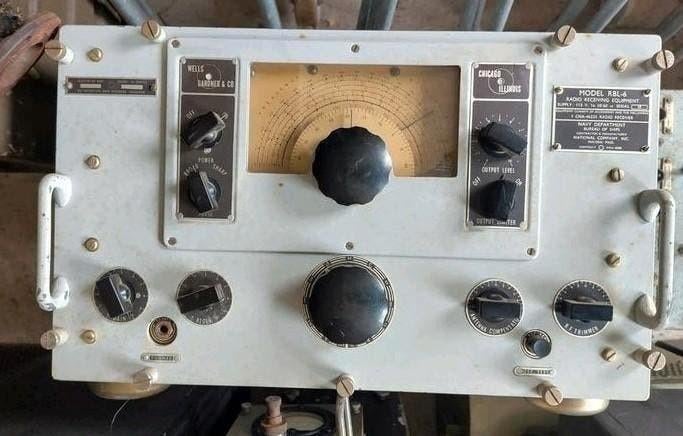 Navy radio ontvanger RBL-6, US navy marine WW2 receiver, Verzamelen, Militaria | Tweede Wereldoorlog, Ophalen, Amerika, Overige typen