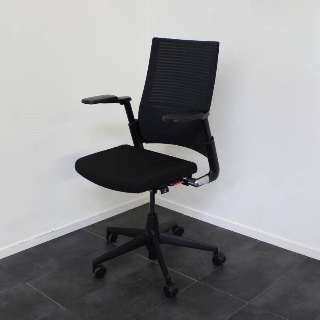 Ahrend 2020 Bureaustoel, Nieuwe stof zwart, Gebruikt, -, Zwart, -