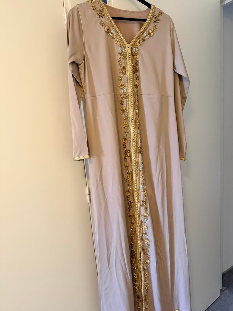 Elegante Marokkaanse jurk - Zo goed als nieuw, Kleding | Dames, Jurken, Ophalen of Verzenden, Zo goed als nieuw, Beige