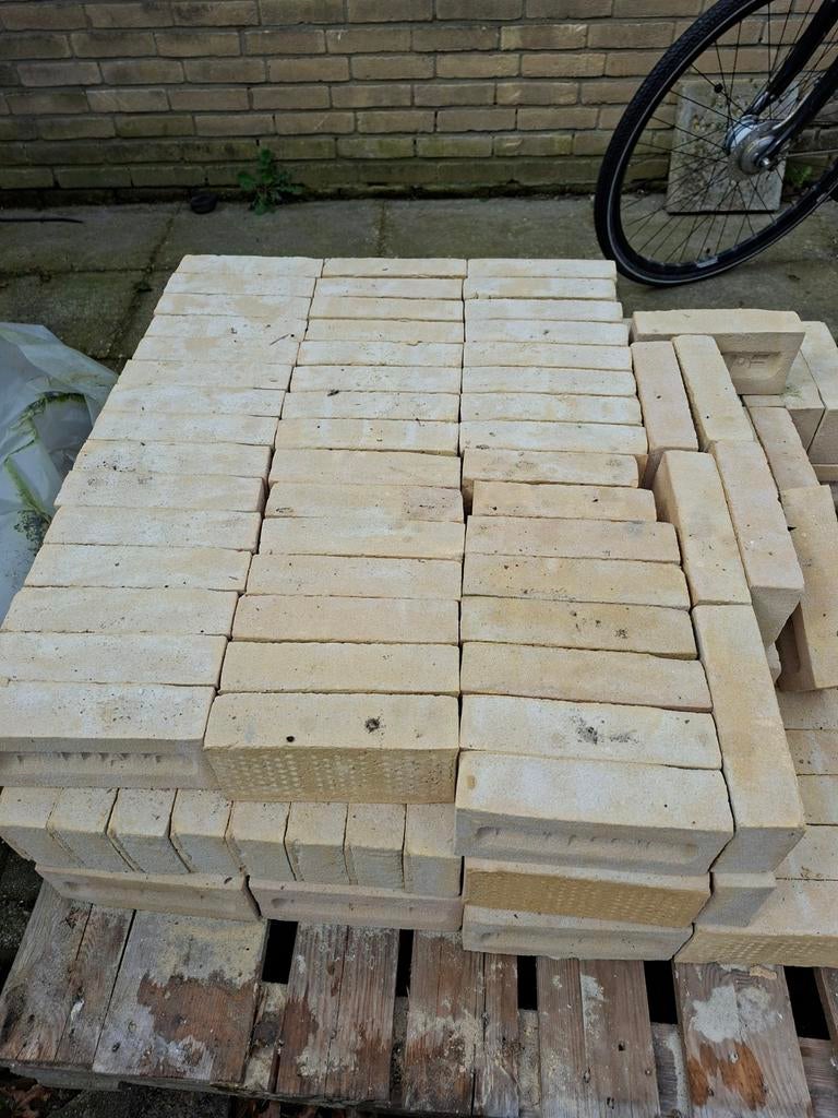 Ongeveer 160 bakstenen, Ophalen, Nieuw, Bakstenen