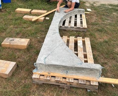 3 Stortmallen (mal) betonnen toog elementen, Ophalen, Zo goed als nieuw, Beton