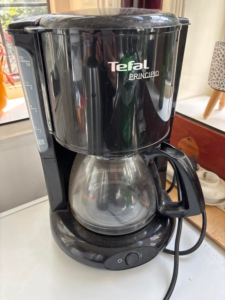 Koffiezetapparaat Tefal, Witgoed en Apparatuur, Koffiezetapparaten, Ophalen, Zo goed als nieuw, Koffiemachine
