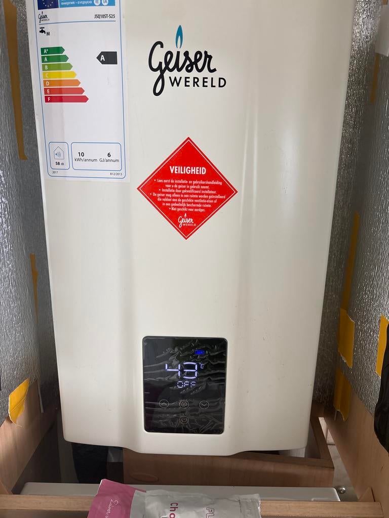 Geiser Wereld JSQ10ST-525 - Energiezuinige Geiser, Doe-het-zelf en Verbouw, Geisers en Boilers, Gebruikt, Geiser, Ophalen of Verzenden