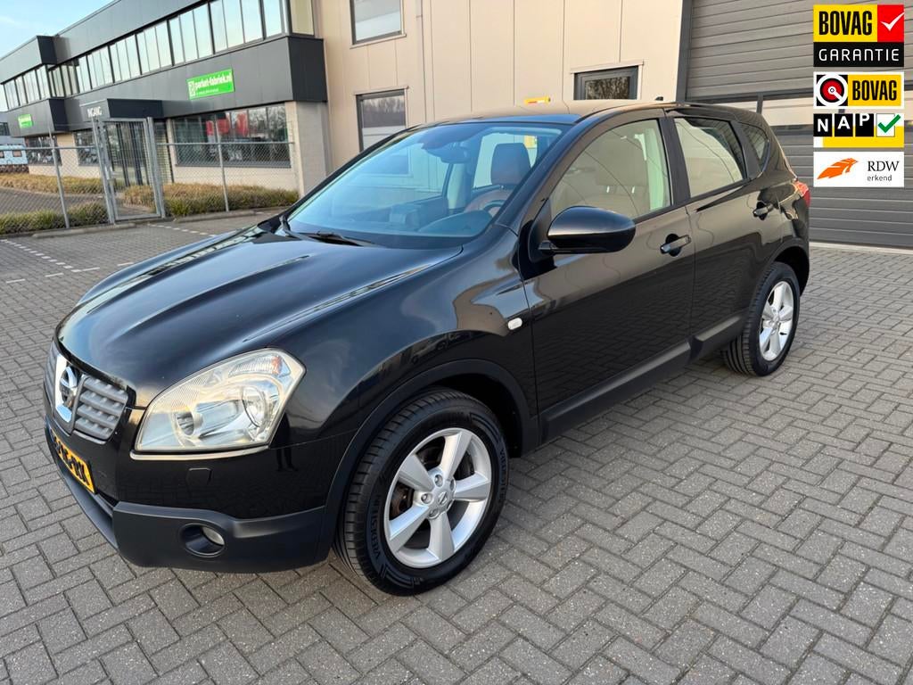 Nissan Qashqai 2.0 Tekna Premium 4WD, Gebruikt, 4 cilinders, Zwart, Handgeschakeld