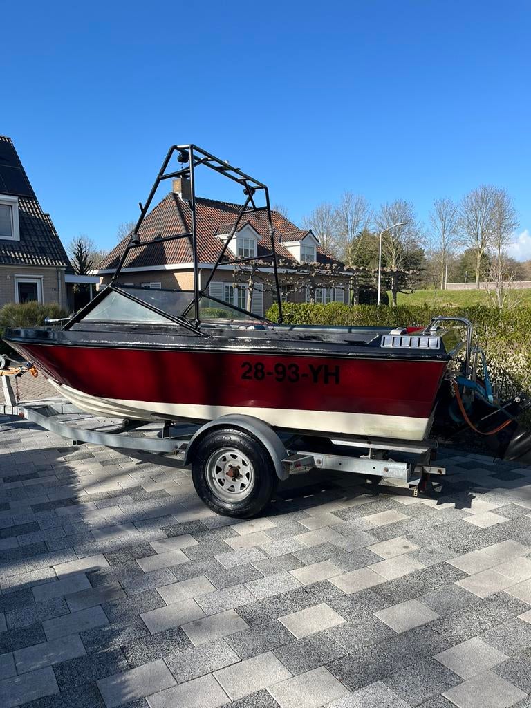 Browing malibu speedboot 140pk mercruiser inboard trailer, Binnenboordmotor, 120 tot 200 pk, Ophalen of Verzenden, 3 tot 6 meter