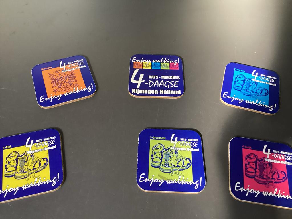 Set van 5 Vierdaagse Nijmegen bierviltjes/onderzetters, Ophalen of Verzenden, Gebruikt, Glas of Kopje