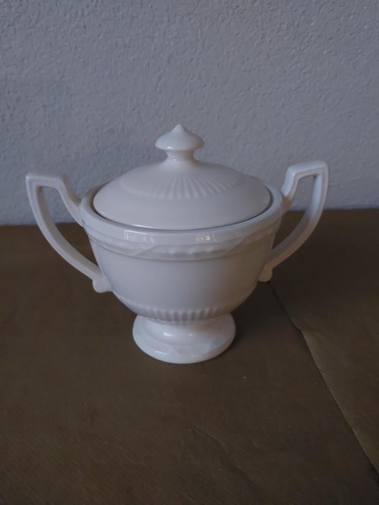 Mooie crèmekleurige suikerpot van Recamier, Overige typen, Ophalen of Verzenden, Zo goed als nieuw, Effen