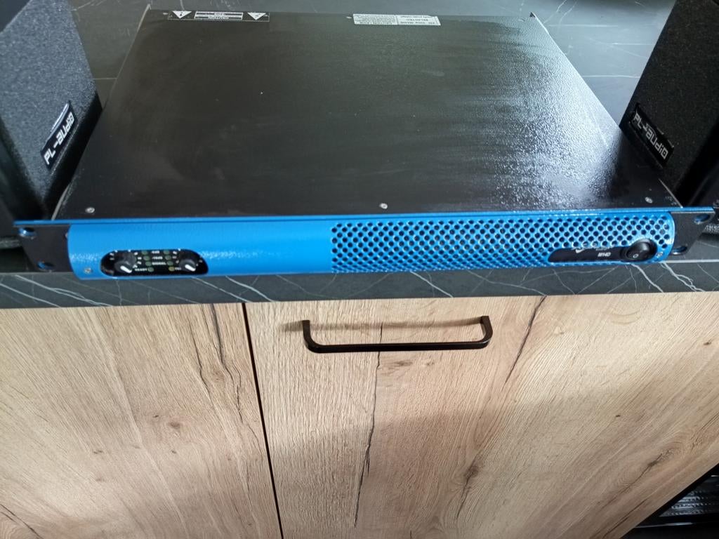 Powersoft m14d nieuwstaat, Ophalen of Verzenden, Zo goed als nieuw, 120 watt of meer, Overige merken