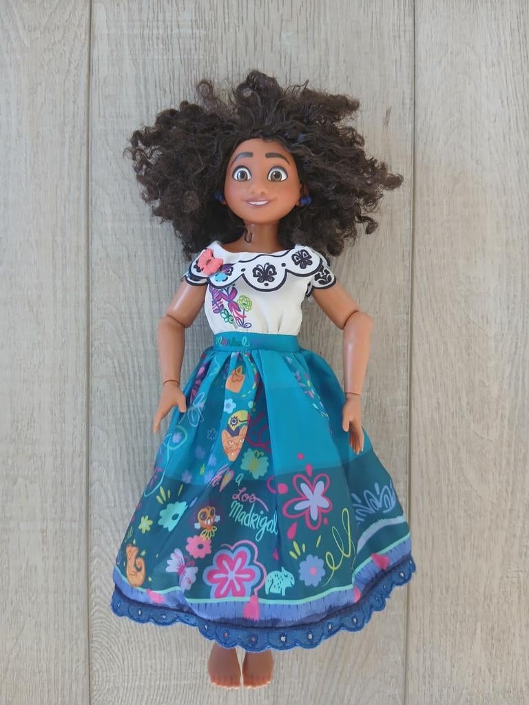 Disney Mirabel Encanto zingende pop, Ophalen of Verzenden, Zo goed als nieuw, Overige typen