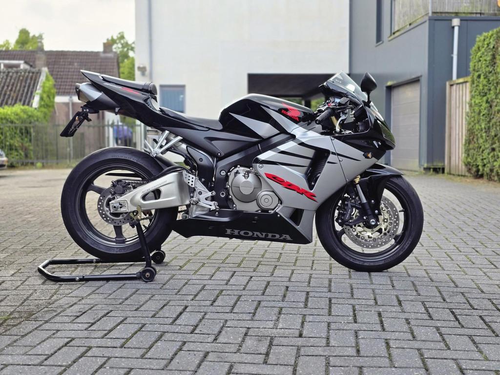 Honda Sport CBR 600RR, Bedrijf, Super Sport, Meer dan 35 kW, 599 cc