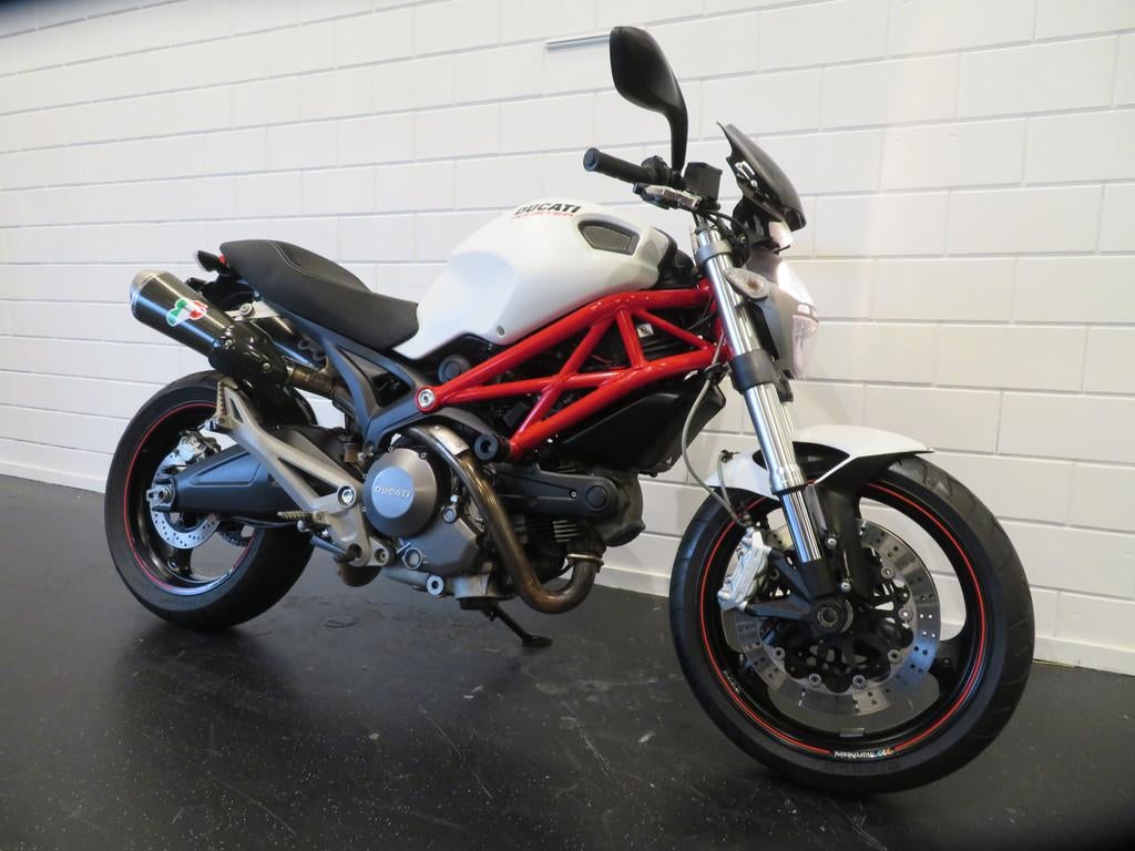 Ducati DUCATI MONSTER 696 WHITE EDITION! (bj 2008) - foto 2