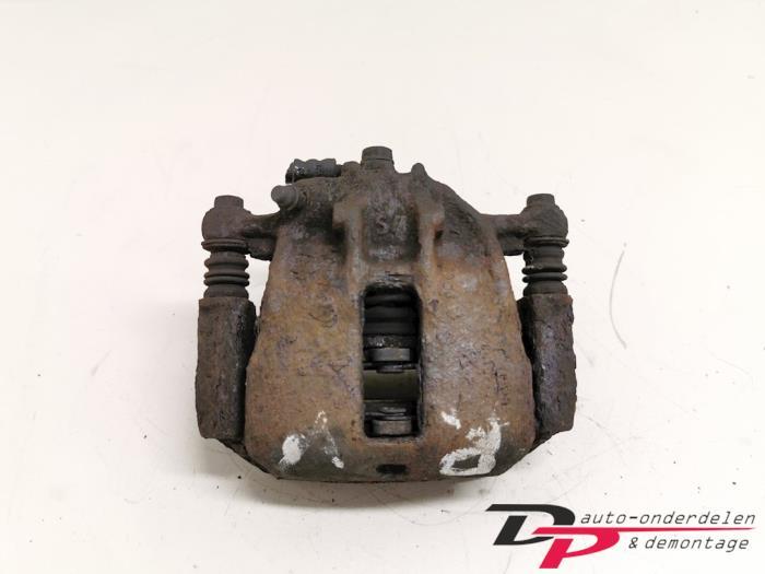 Remklauw (Tang) rechts-voor van een Mitsubishi Carisma, Gebruikt, -, -, Ophalen of Verzenden