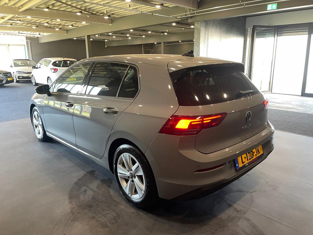 Volkswagen Golf 1.0 eTSI DSG AUTOMAAT Life Business IQ LED N, Gebruikt, Alcantara, 23 km/l, Bedrijf