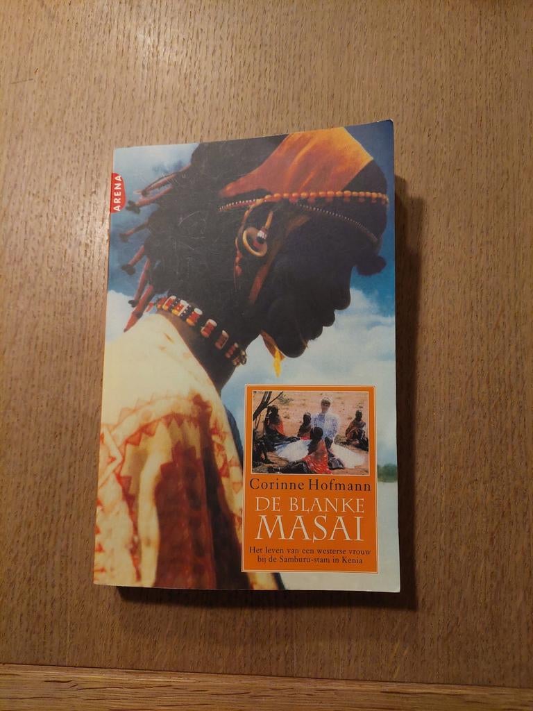 Corinne Hofmann - De blanke masai, Boeken, Ophalen of Verzenden, Zo goed als nieuw, Corinne Hofmann