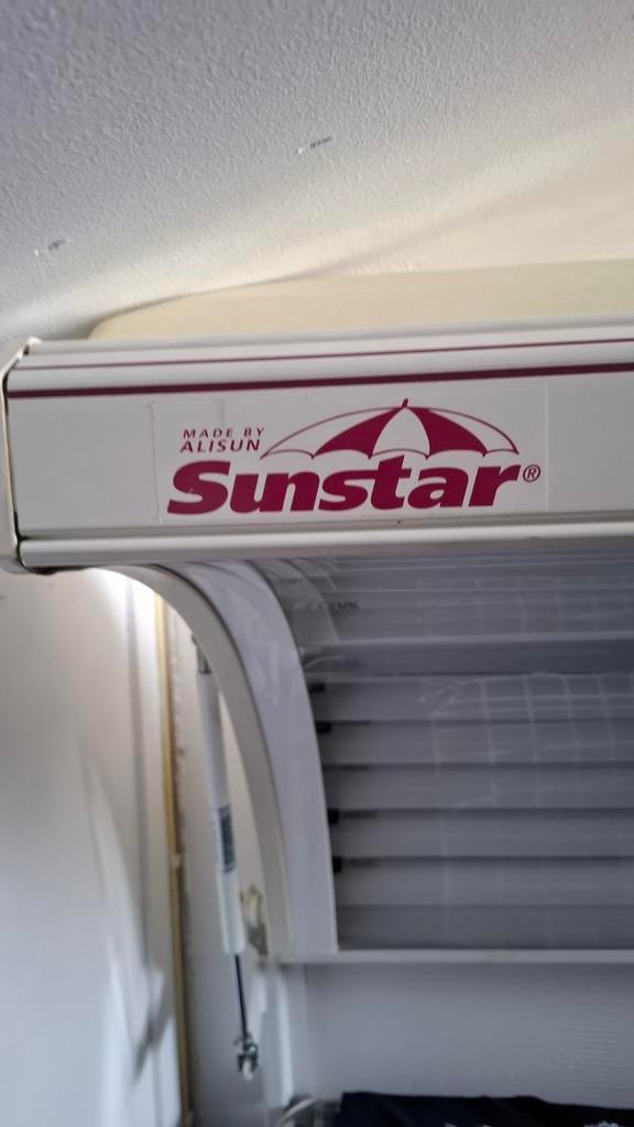 Zonnebank, Witgoed en Apparatuur, Zonnebanken en Gezichtsbruiners, Ophalen, Zonnebank enkelzijdig, Minder dan 10 lampen