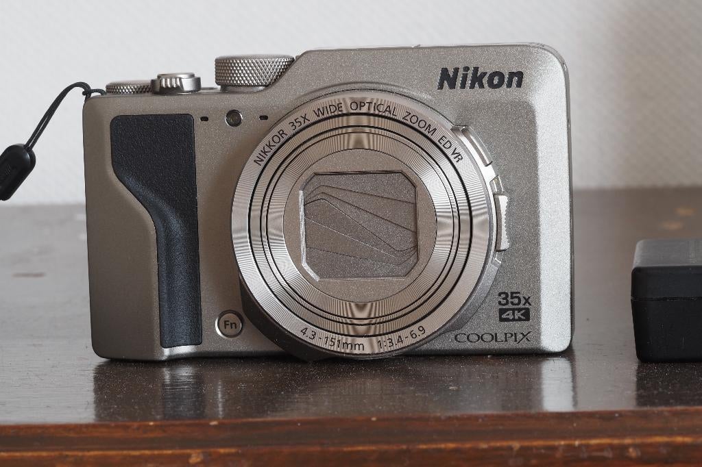 te koop Nikon A1000 camera, Ophalen, Compact, Zo goed als nieuw, 8 keer of meer